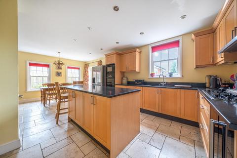 5 bedroom detached house for sale, Lees Road, Brabourne Lees, Ashford TN25 6QE