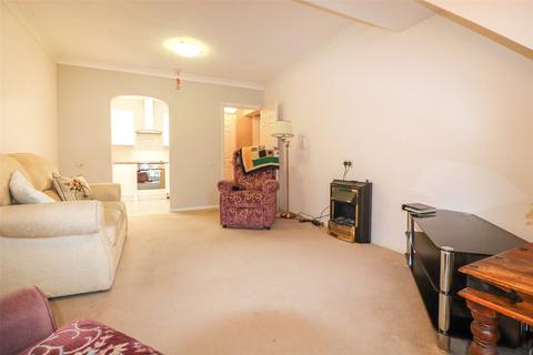 undefined, Pinewood Court, Hampshire GU51
