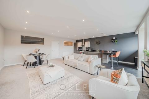 2 bedroom flat for sale, Rope Walk, Ipswich, IP4