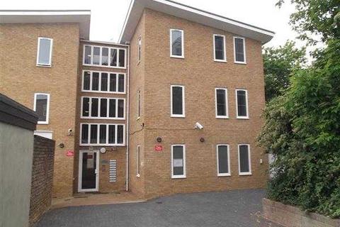 1 bedroom apartment to rent, Woodford Court, 31-33 Woodford Road, Watford