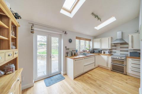 3 bedroom semi-detached house for sale, Farm Close,  Chalgrove,  OX44
