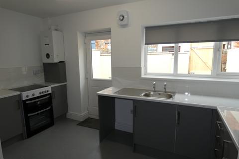 3 bedroom property to rent, Onslow Road