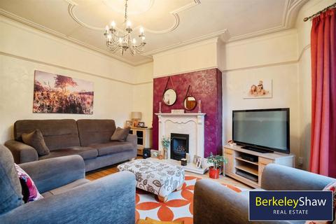 4 bedroom terraced house for sale, College Road, Crosby
