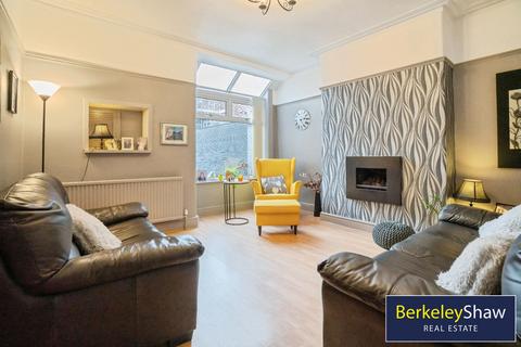 4 bedroom terraced house for sale, College Road, Crosby