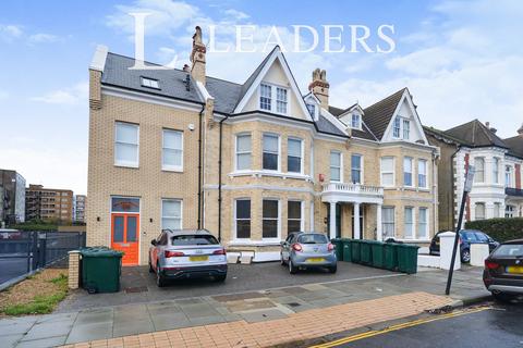 2 bedroom flat to rent, Sackville Gardens, Hove, East Sussex, BN3