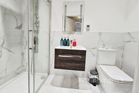 2 bedroom flat to rent, Kings Road, Reading, Berkshire, RG1