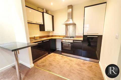2 bedroom apartment for sale, Glovers Hill Court, Rugeley WS15