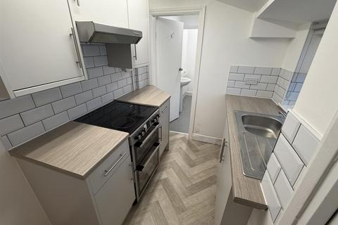 2 bedroom terraced house to rent, Trinity Lane, Beverley