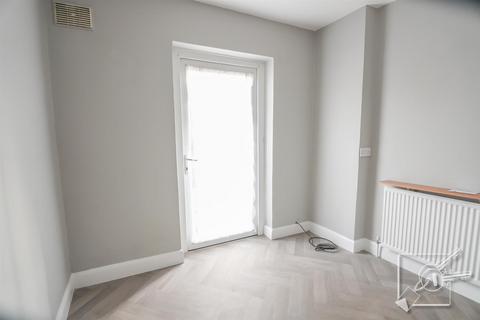 2 bedroom maisonette for sale, 28 London Road, Northfleet, Gravesend