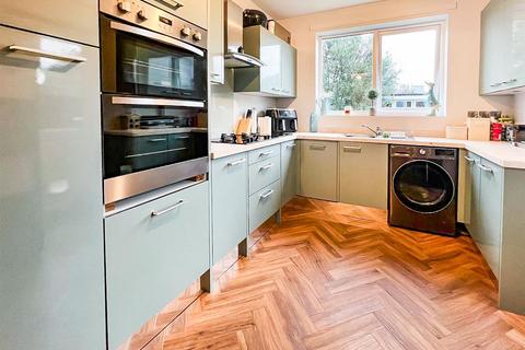 2 bedroom terraced house for sale, Cheltenham Road, Paulsgrove
