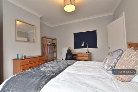 4 bedroom terraced house to rent, Ayr Street, Bath, BA2