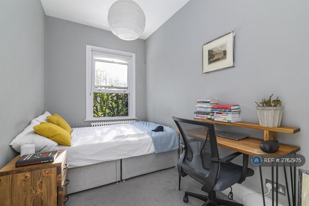 Second Bedroom (Double) 1