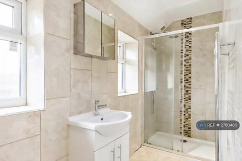 2 bedroom maisonette to rent, Radfield Way, Sidcup, DA15