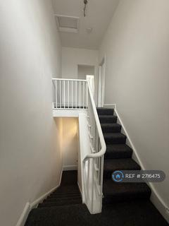 2 bedroom flat to rent, Augusta Road, Ramsgate, CT11