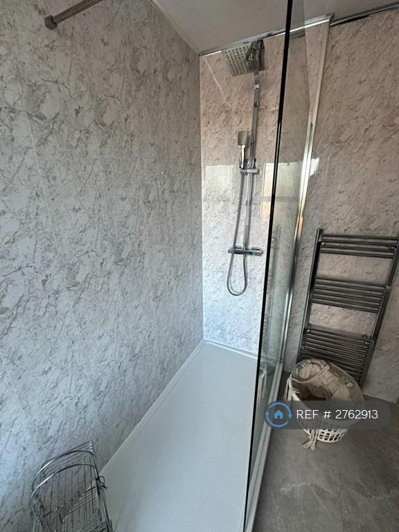 Double Shower
