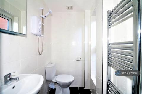 2 bedroom flat to rent, King Street, Luton, LU1