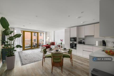 2 bedroom flat to rent, High Road, London, NW10
