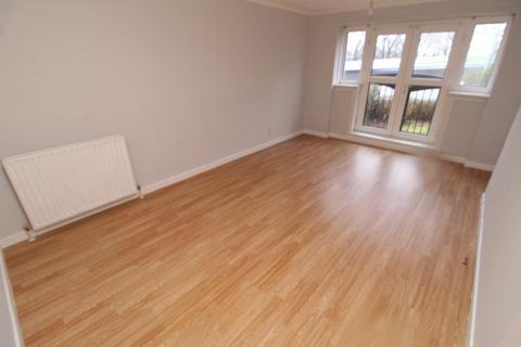 2 bedroom flat to rent, Auchinlea Road, Glasgow G34