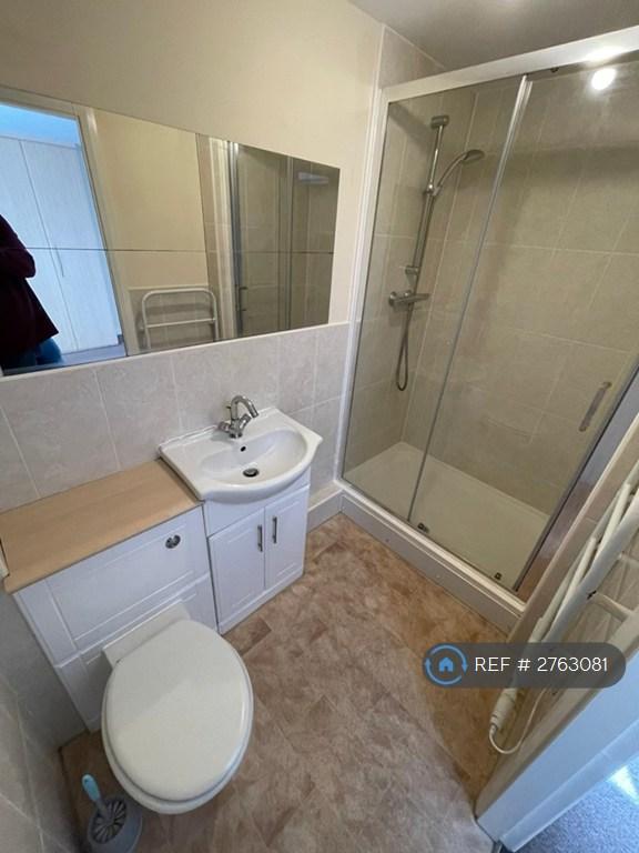 Bedroom 1. En-Suite Bathroom