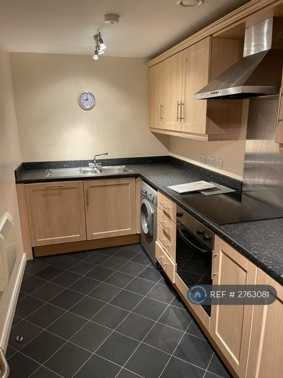 Kitchen (With Appliances)