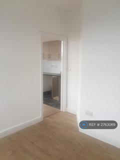 1 bedroom flat to rent, Broadway, London, W13