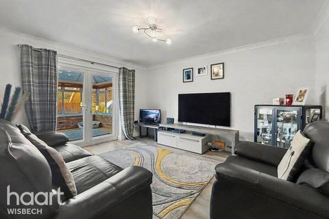 3 bedroom detached bungalow for sale, Elm Low Road, Wisbech