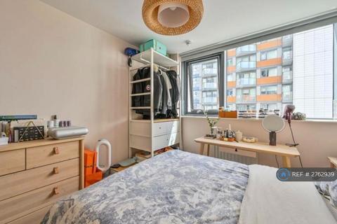 1 bedroom flat to rent, Blackwall Way, London, E14