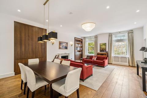 2 bedroom flat to rent, Wetherby Gardens, South Kensington, London, SW5