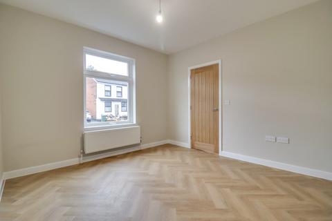 3 bedroom terraced house for sale, Church Road, Woolston