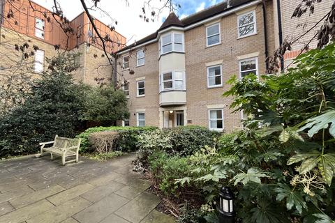 1 bedroom apartment to rent, Cathedral Walk, Chelmsford