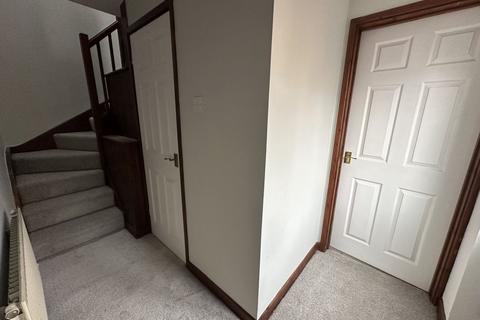 2 bedroom semi-detached house to rent, Charles Street, Brecon, LD3
