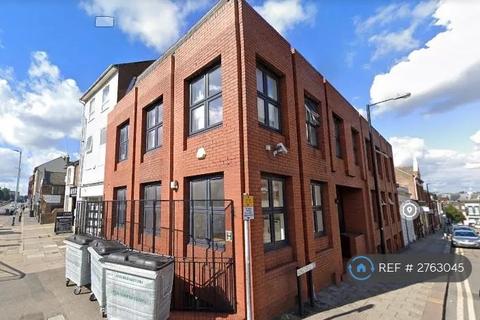 undefined, King Street, Luton, LU1