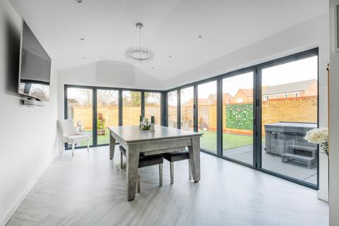 4 bedroom detached house for sale, Pascoe Drive, Ormesby
