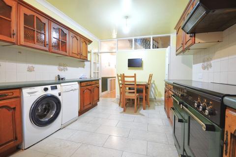 3 bedroom terraced house to rent, East Acton Lane, London W3 7HD