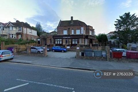 undefined, Summerset House, Luton, LU2