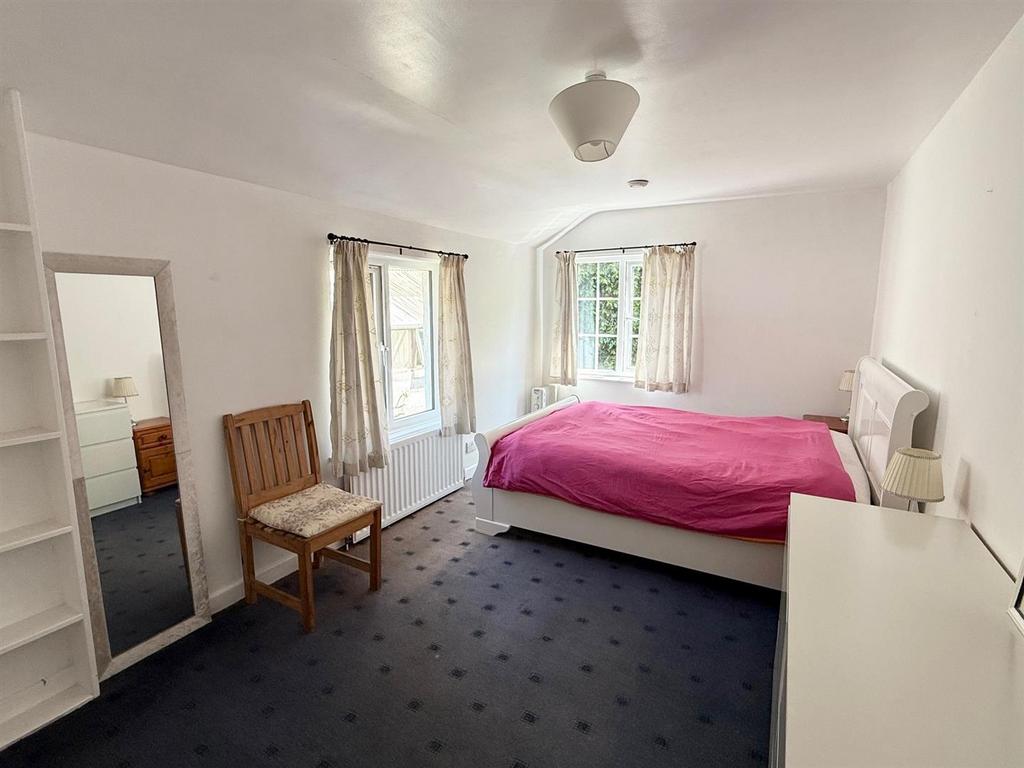 Bedroom.jpg