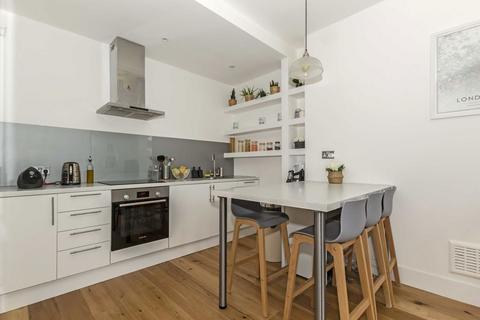 1 bedroom flat to rent, Sinclair Road, London W14