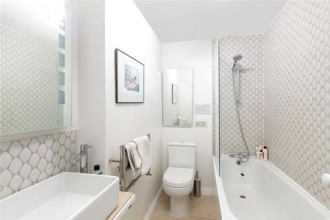 2 bedroom flat to rent, Longleat House, London SW1V