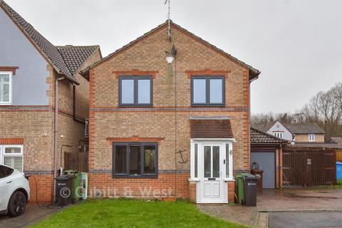 4 bedroom detached house for sale, Holdenby Court, Portsmouth, Hampshire