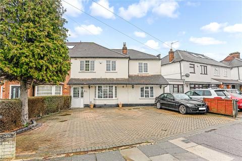 5 bedroom terraced house for sale, Chalgrove Crescent, Clayhall IG5