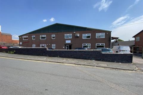 Warehouse to rent, Dunning St Stoke On Trent ST6 5AP