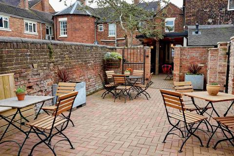 Restaurant to rent, 20 Shropshire St Market Drayton TF9 3BY