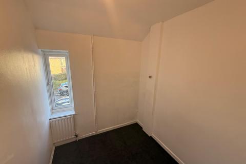 3 bedroom terraced house to rent, Haskard Road, Dagenham, Essex, RM9