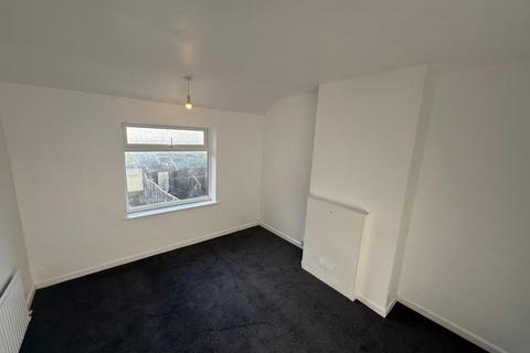 3 bedroom terraced house to rent, Haskard Road, Dagenham, Essex, RM9