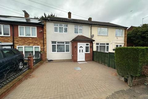 3 bedroom terraced house to rent, Slough,  Berkshire,  SL2