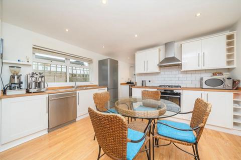 2 bedroom terraced house for sale, St. Margarets Road, London W7