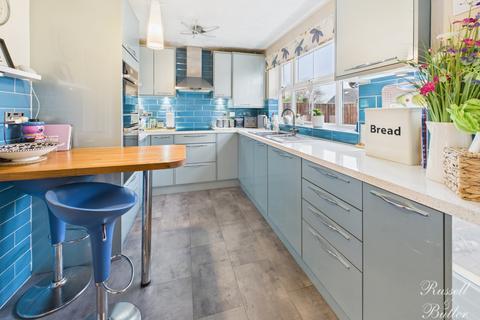 undefined, Lime Avenue, Buckingham, Buckinghamshire, MK18