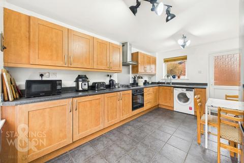 3 bedroom semi-detached house for sale, Reydon Close, Bowthorpe, Norwich