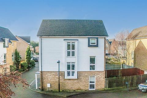 4 bedroom semi-detached house for sale, Butterfly Crescent, Nash Mills Wharf, Hemel Hempstead, HP3