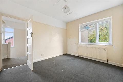 2 bedroom maisonette for sale, Barry Road, Harlesden, NW10